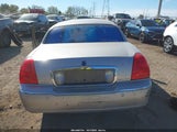 Lincoln Town Car Signature 1LNHM81W74Y686694 fotografie