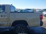 Toyota Tacoma Sr5 V6 3TMAZ5CN5JM078027 fotografie