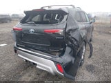 Toyota Highlander Hybrid Platinum 5TDEBRCH3MS018985 fotografie