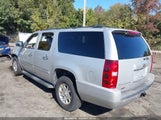Chevrolet Suburban  Ltz 1GNSCKE01BR117810 снимка