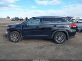 Toyota Highlander Xle 5TDJZRFH4JS526934 снимка