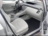 Toyota Prius Two JTDKN3DU5F0478030 fotografie