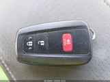 Toyota Prius Three JTDKARFU3J3553553 снимка