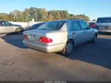 Mercedes-Benz E 320 WDBJF65H5XA757371 снимка