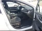 Cadillac Xt5 Awd Premium Luxury 1GYKNDRS0SZ136899 снимка