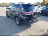 Toyota Highlander Xle V6 5TDJKRFH9FS152669 fotografie