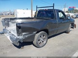 Chevrolet Silverado 1GCEC14W0YZ207755 снимка