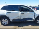 Jeep Cherokee Sport Fwd 1C4PJLAB0HW623513 снимка