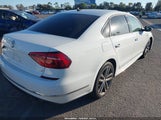 Volkswagen Passat 2.0T R-Line/2.0T S 1VWAA7A35JC022477 photo