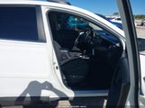 Toyota Rav4 Xle JTMRFREV8HJ116602 снимка
