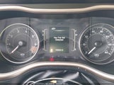 Jeep Cherokee Latitude 1C4PJLCB8EW248933 снимка