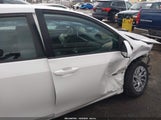 Toyota Corolla Le 5YFBURHE7JP756661 снимка
