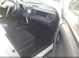 Toyota Rav4 Le JTMZFREV9JJ167399 снимка