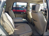 Lincoln Navigator Luxury/Ultimate 5LMFU27546LJ07256 photo
