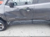 Jeep Renegade Sport 4X4 ZACCJBAB4JPH74608 photo