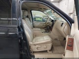 Ford Explorer Eddie Bauer 1FMEU74E76UB68840 fotografie