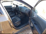 Jeep Compass Altitude 4X4 3C4NJDBBXKT835750 снимка