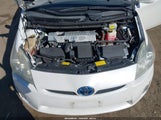 Toyota Prius Two JTDKN3DU4B5368258 photo
