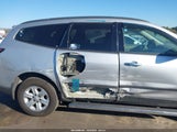 Chevrolet Traverse Ls 1GNKRFKD3HJ268135 снимка