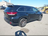 Toyota Highlander Le 5TDBZRFH4KS712754 снимка