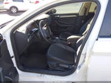 Volkswagen Jetta 1.4T R-Line/1.4T S/1.4T Se/S 3VWCB7BU7LM063613 fotografie