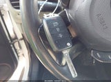 Kia Soul KNDJN2A20J7610572 снимка