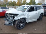 Toyota Highlander Se 5TDJZRFH2JS497482 fotografie
