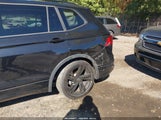 Volkswagen Tiguan 2.0T Se R-Line Black 3VVCB7AX9RM160417 photo