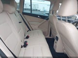 Volkswagen Tiguan Se WVGBV7AX5DW512916 photo