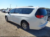 Chrysler Voyager Lxi 2C4RC1DG1LR146980 снимка