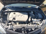 Toyota Corolla Le 2T1BURHE7JC096380 снимка