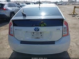 Toyota Prius Two JTDKN3DUXF0466133 снимка