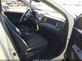 Toyota Rav4 Le JTMZFREV9JJ210235 снимка