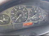 BMW 325I WBAEV33455KX12858 fotografie