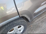 Jeep Grand Cherokee Laredo 1J4RR4GG9BC738219 снимка