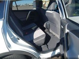Toyota Rav4 Le JTMZFREV6FJ025633 снимка