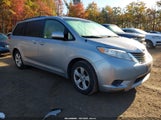 Toyota Sienna Le V6 5TDKK3DC2BS173107 снимка