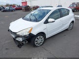 Toyota Prius C Two JTDKDTB35D1529322 снимка