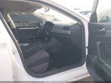 Volkswagen Jetta 1.4T R-Line/1.4T S/Se 3VWCB7BU8KM220242 снимка