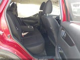 Nissan Rogue Sport S JN1BJ1CP7JW161886 снимка