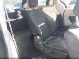 Chrysler Voyager L 2C4RC1AG0MR552352 снимка