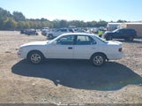 Toyota Camry Le 4T1SK12E3RU357935 снимка