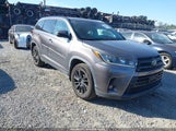 Toyota Highlander Se 5TDJZRFH8KS617805 снимка