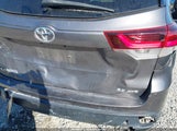 Toyota Highlander Se 5TDJZRFH8KS617805 снимка