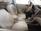 Subaru Forester 2.5X Premium JF2SHADC7CH468181 снимка