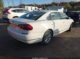 Volkswagen Passat 1.8T S 1VWAT7A3XHC024004 снимка