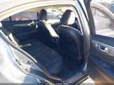 Infiniti Q50 3.0T Premium JN1EV7AR6HM830454 photo