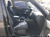 Kia Soul + KNDJP3A51J7536301 снимка