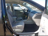 Toyota Corolla Le JTDBU4EE3B9148618 снимка