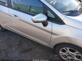 Ford Fiesta Se 3FADP4EJ3EM107432 fotografie